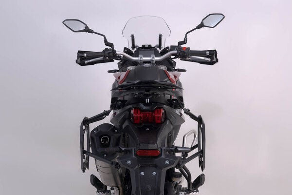 SW Motech PRO side carrier. Black. Voge 650 DSX (22-). | KFT.02.049.30000/B