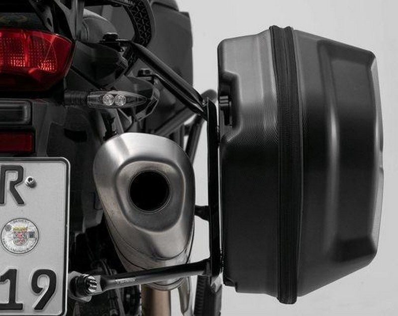 SW-MOTECH AERO ABS side case system 2x25 l. BMW R 1200 R/RS (15-)  R 1250 R/RS (18-). | KFT.07.573.60100/B