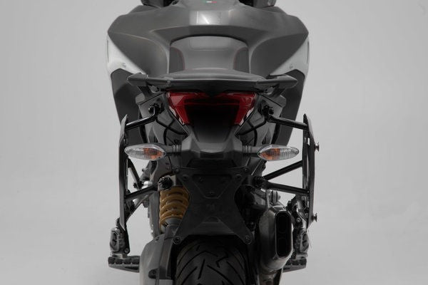 SW-MOTECH / SWモテック TRAX ADV アルミケース システム ブラック 45/45 l. Multistrada 1200/1260/950 (15) | KFT.22.114.70102/B
