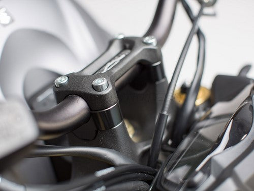 SWモテック / SW-MOTECH バーライザー、 H=20 mm  ブラック Suzuki GSX-S 1000 / F (15-)