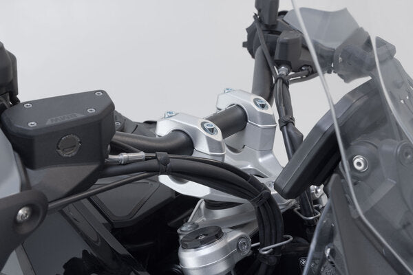 SW MOTECH / SWモテック Bar riser. H=30mm. シルバー BMW R 1300 GS (23-)/Adv (24-). | LEH.07.039.13000/S