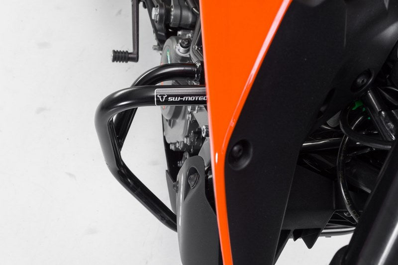 SWモテック / SW-MOTECH　クラッシュバー　ブラック　KTM 125 (11-) / 200 Duke (11-16) | SBL.04.214.10001/B