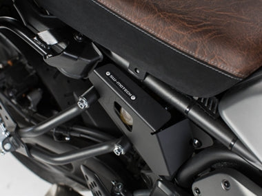 SWモテック / SW-MOTECH ブレーキリザーバーガードセット  ブラック Yamaha XSR 700 (16-) 左右セット