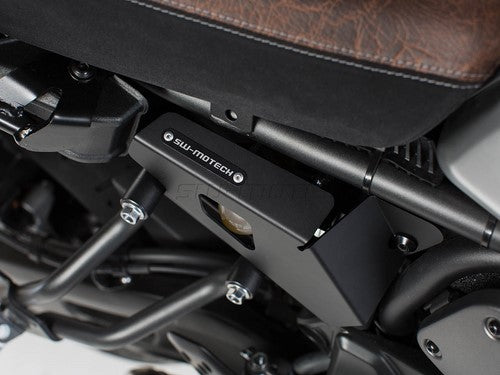 SWモテック / SW-MOTECH ブレーキリザーバーガードセット  ブラック Yamaha XSR 700 (16-) 左右セット