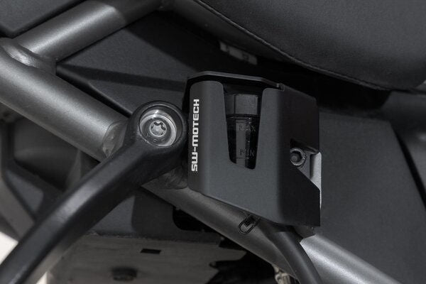 SW-MOTECH / SWモテック Brake fluid reservoir guard | SCT.18.911.10000/B