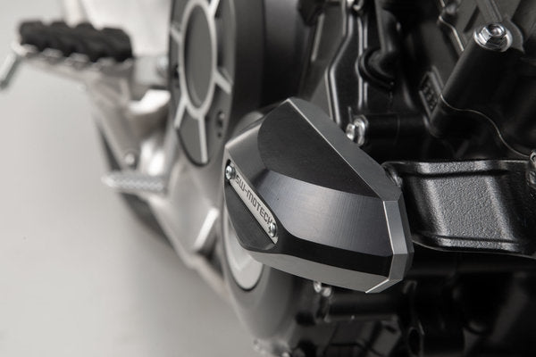 SW-MOTECH / SWモテック フレーム用スライダーセット ブラック Honda CB 1000 R (18-). | STP.01.590.10800/B