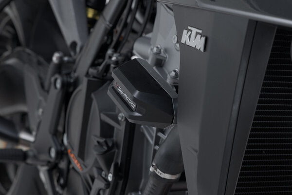 SW MOTECH / SWモテック フレームスライダーキット ブラック KTM 990 Duke (23-). | STP.04.590.10000/B