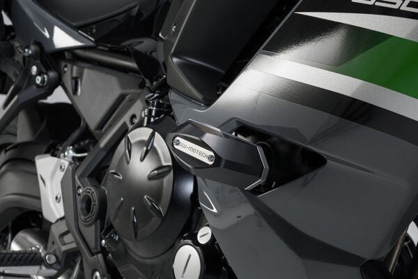 SW-MOTECH Mounting kit for frame slider with adapters Black. Kawasaki Ninja 650 (16-). | STP.08.590.11401/B