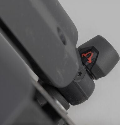 SW-MOTECH / SWモテック Slider set for front axle | STP.18.176.10000/B