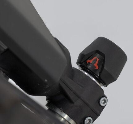 SW-MOTECH / SWモテック Slider set for front axle | STP.23.176.10000/B
