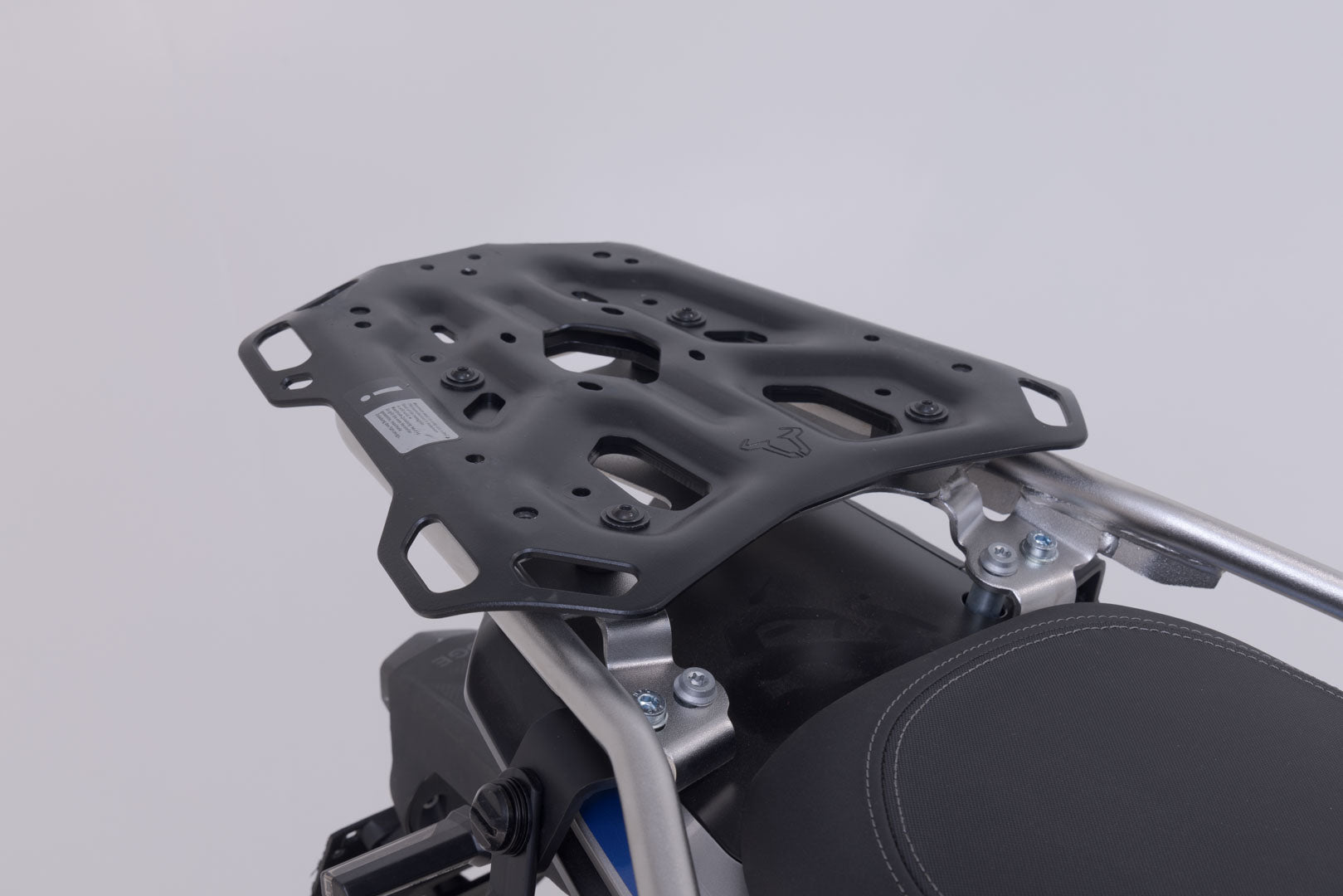 SW-MOTECH / SWモテック アドベンチャーツーリングセット TRAX ADV ブラック。Voge DS900X (23-)。 | ADV.02.643.75000/B