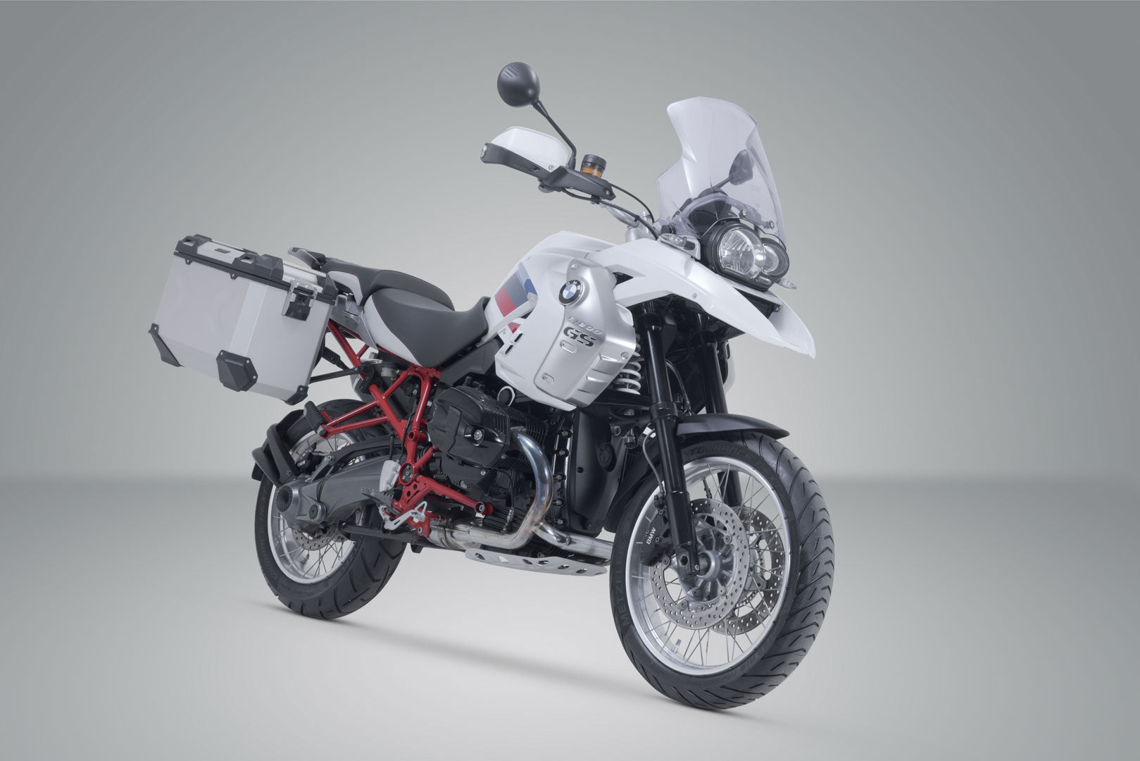 SW-MOTECH / SWモテック アドベンチャーツーリングセット TRAX ADV シルバー BMW R 1200 GS (04-12)。 | ADV.07.311.75100/S
