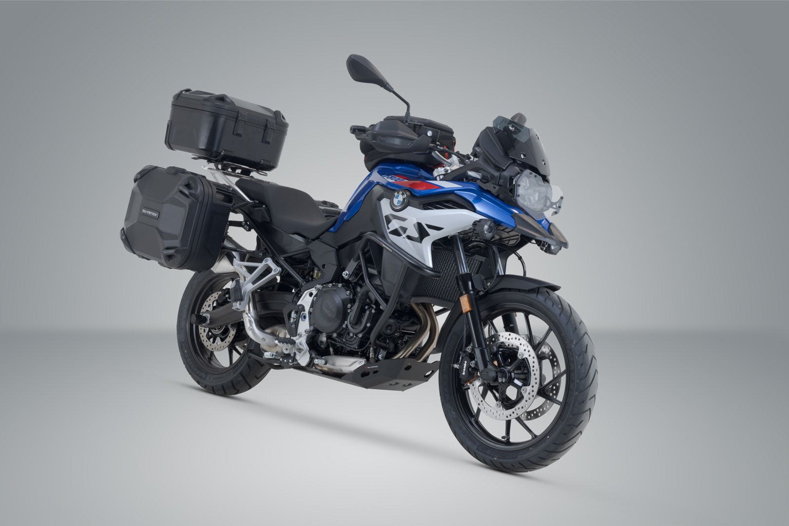 SW-MOTECH / SWモテック アドベンチャーツーリングセット DUSC（トップケース L ブラック付き）。BMW F 750/800/850 GS用。ステンレス製フレーム用。 | ADV.07.897.65000/B