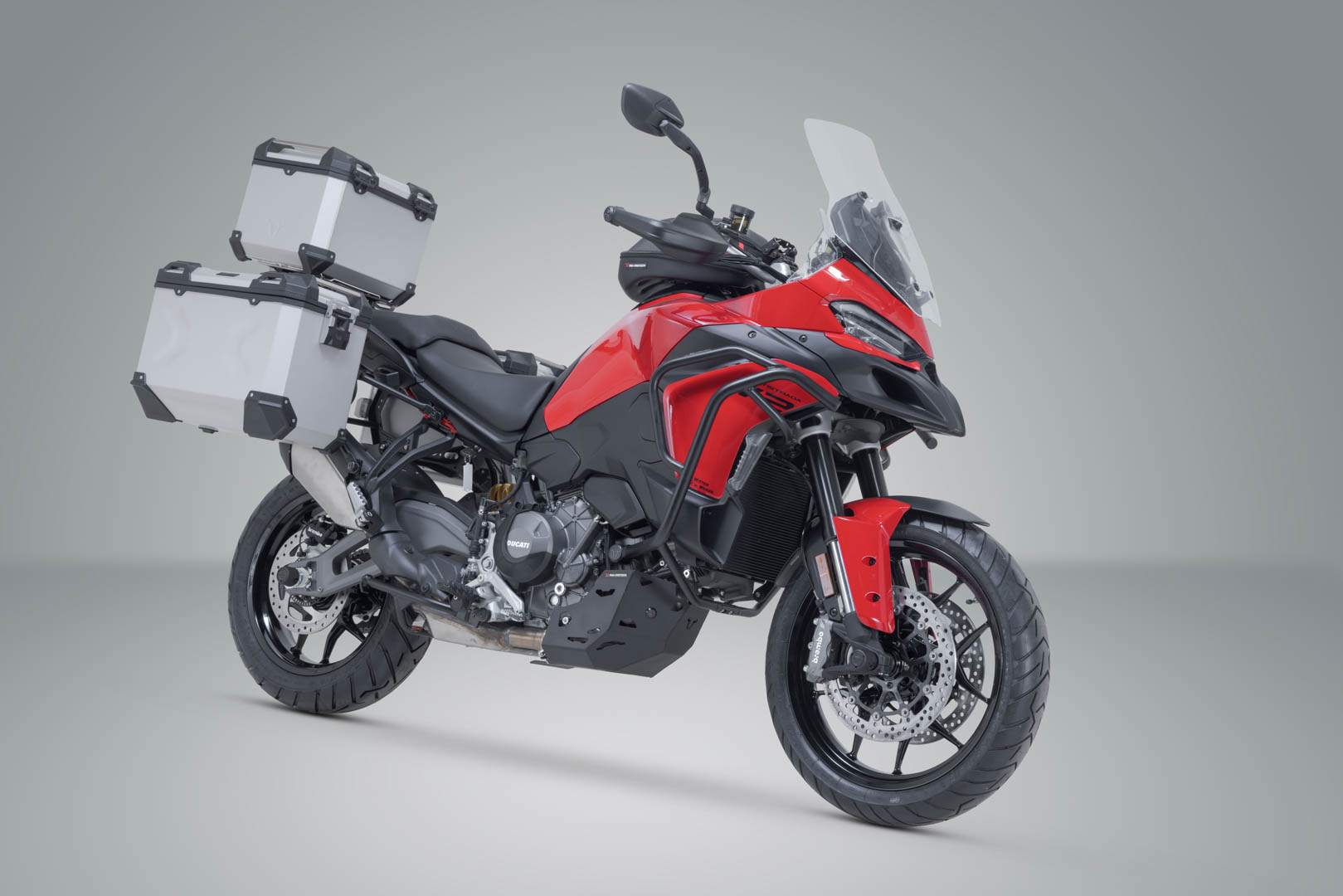 SW-MOTECH / SWモテック アドベンチャーツーリングセット TRAX ADV シルバー。Ducati ムルティストラーダ V2 / V2 S (24-)。 | ADV.22.807.75000/S
