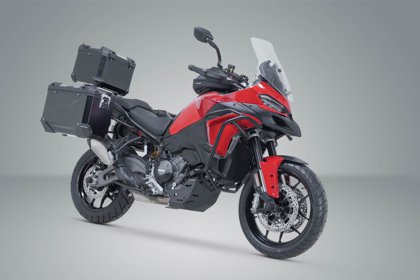SW-MOTECH / SWモテック アドベンチャーツーリングセット TRAX ADV ブラック。Ducati・ムルティストラーダ V2 / V2 S (24-)。 | ADV.22.807.75001/B
