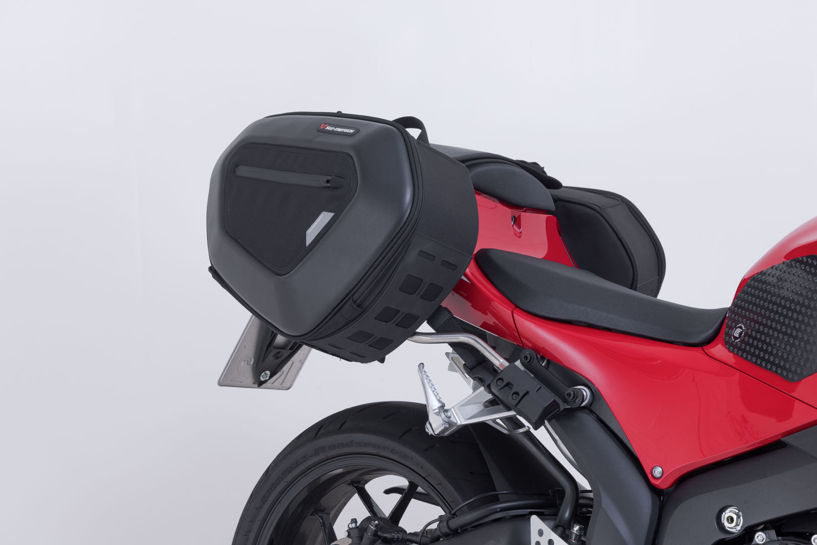 SW-MOTECH / SWモテック PRO Blaze サドルバッグセット ブラック。CB500F/CB650F/CBR500R/CBR600RR/CBR650F。 | BC.HTA.01.740.35001