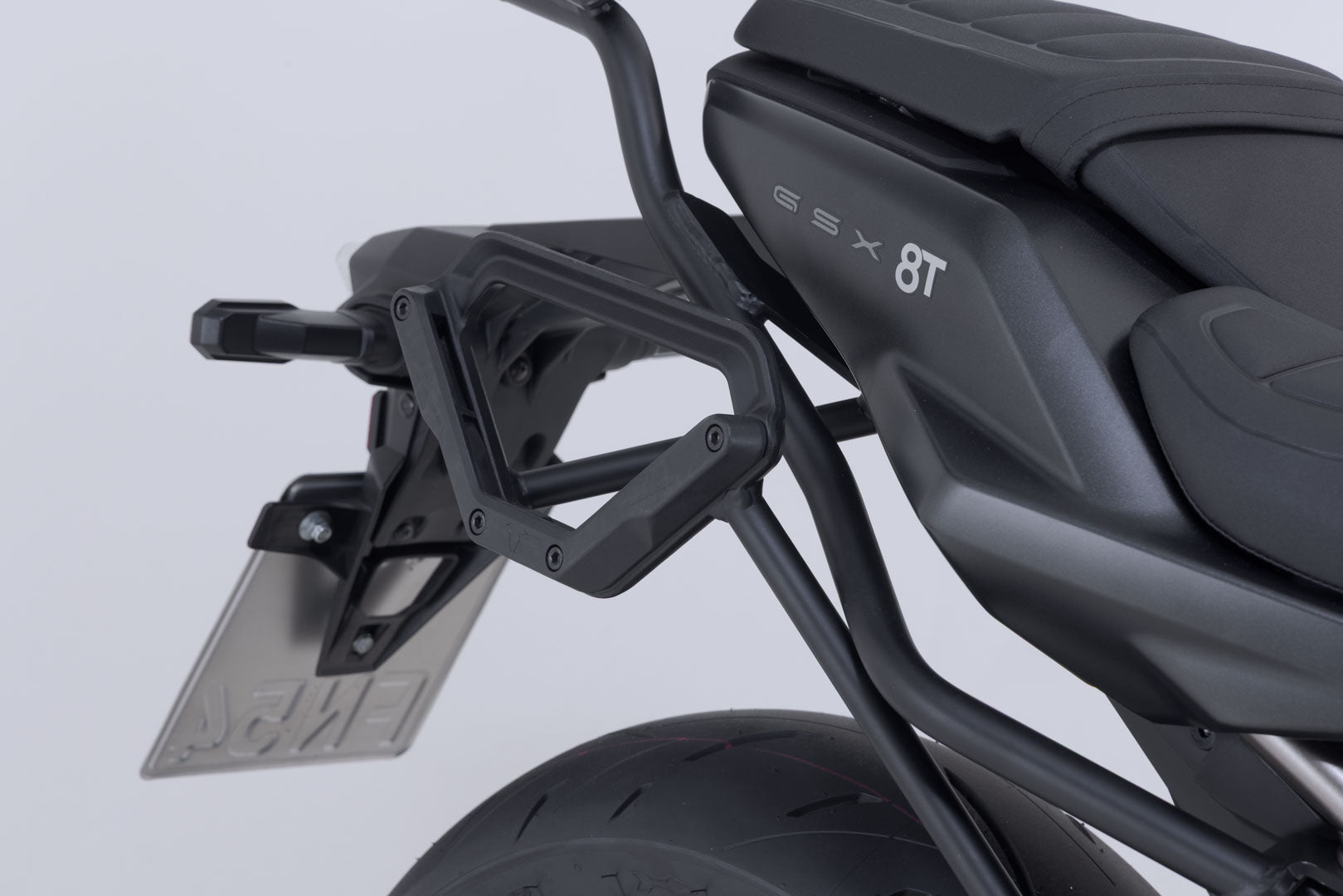 SW-MOTECH / SWモテック Legend Gear サイドバッグシステム V-LOC 16/16 リットル. Suzuki GSX-8T / TT (25-)。 | BC.HTA.05.031.22000