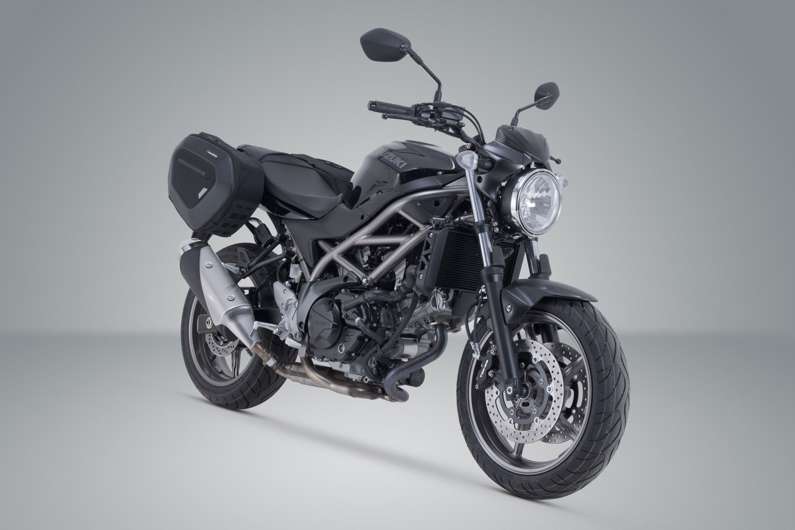 SW-MOTECH / SWモテック PRO Blaze H サドルバッグセット ブラック。Suzuki SV650 ABS (15-)、SV650 X (18-)。 | BC.HTA.05.740.35800
