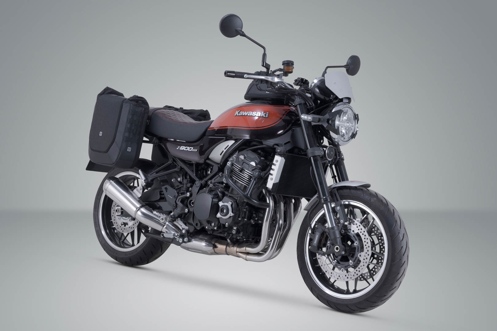 SW-MOTECH / SWモテック Legend Gear サイドバッグシステム V-LOC 16/11 l. Kawasaki Z900RS/Cafe/SE (17-)、50周年記念モデル | BC.HTA.08.891.22000
