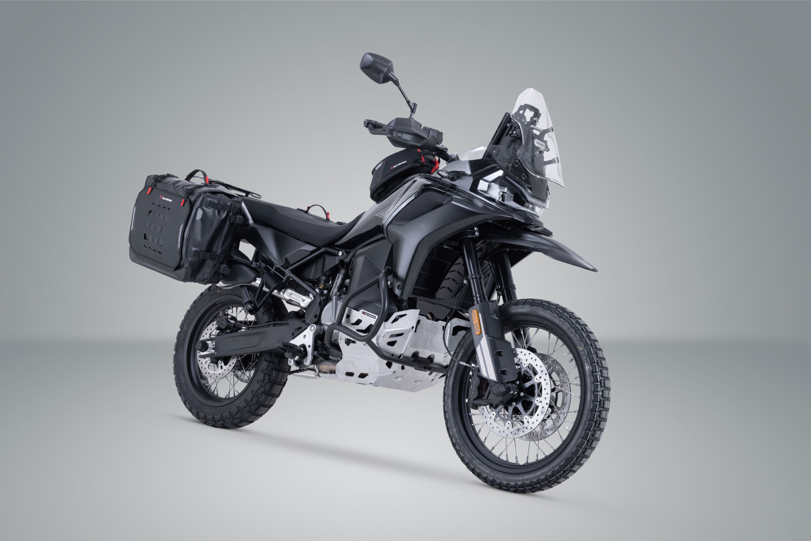 SW-MOTECH / SWモテック SysBag WP L バッグシステム CFMoto 800MT-X (24-)。 | BC.SYS.10.057.21000/B