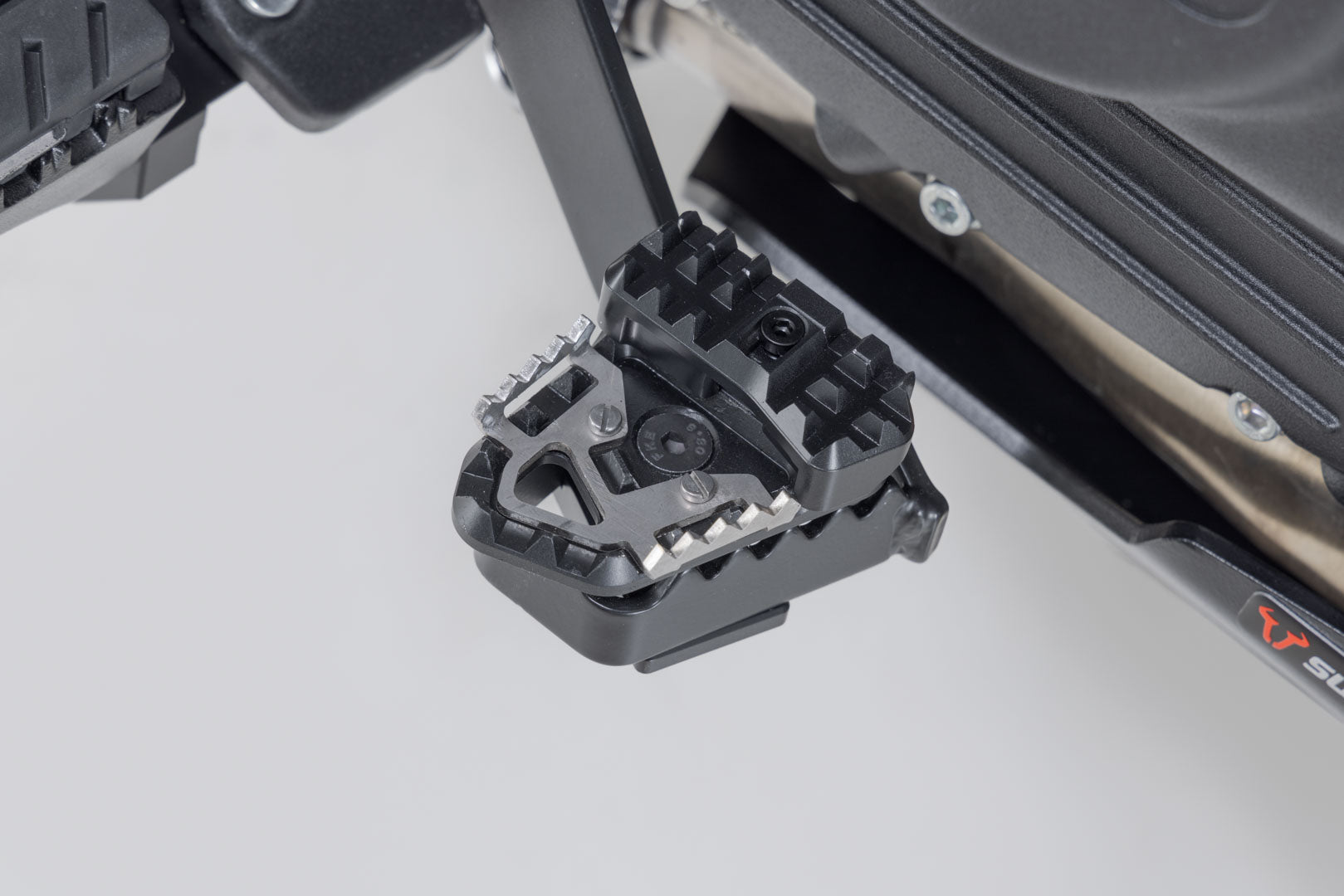 SW-MOTECH / SWモテック フットブレーキレバーエクステンション（ブラック）。ロイヤル・エンフィールド・ヒマラヤン 450 / ラリー。 | FBE.41.620.10000/B