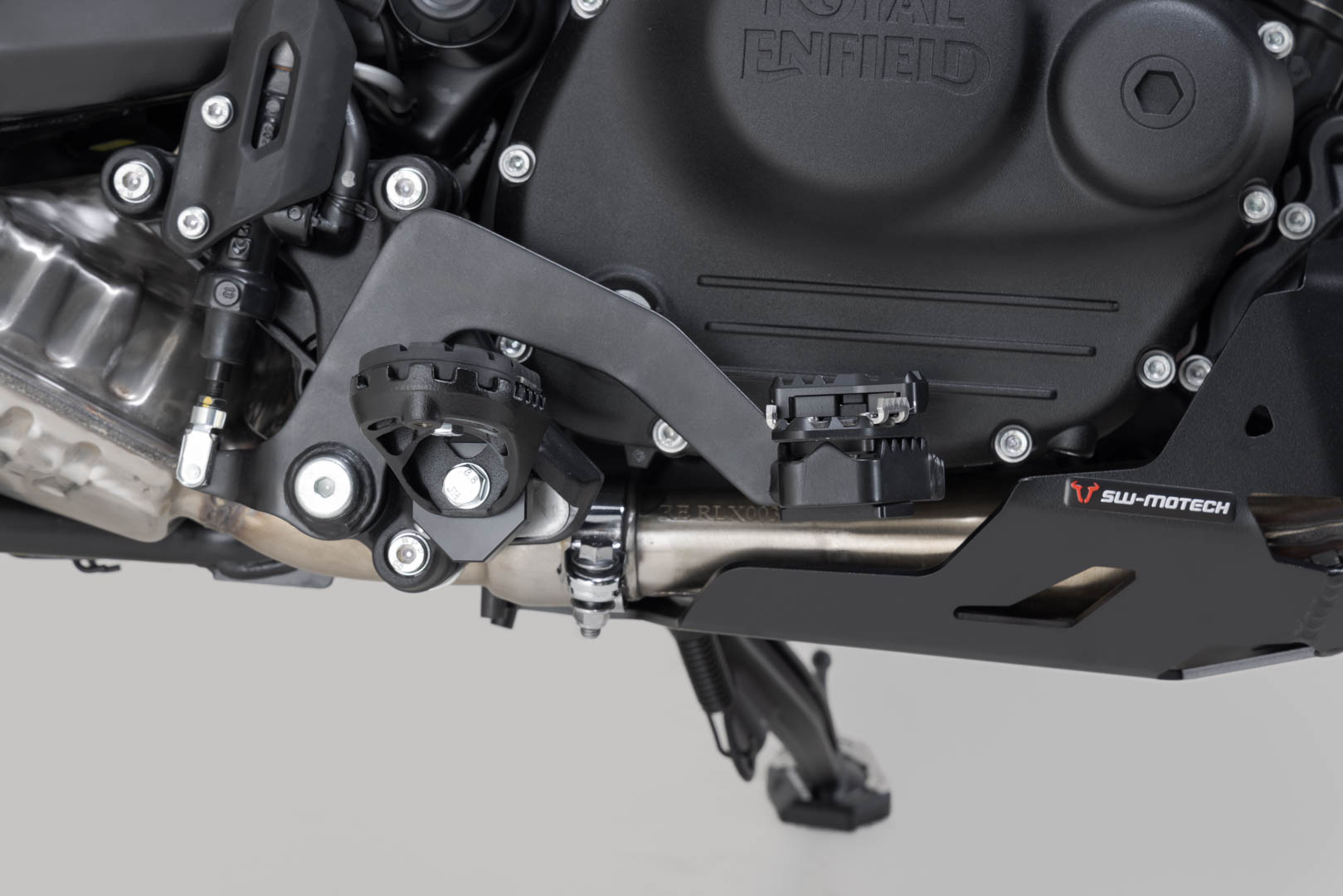 SW-MOTECH / SWモテック フットブレーキレバーエクステンション（ブラック）。ロイヤル・エンフィールド・ヒマラヤン 450 / ラリー。 | FBE.41.620.10000/B