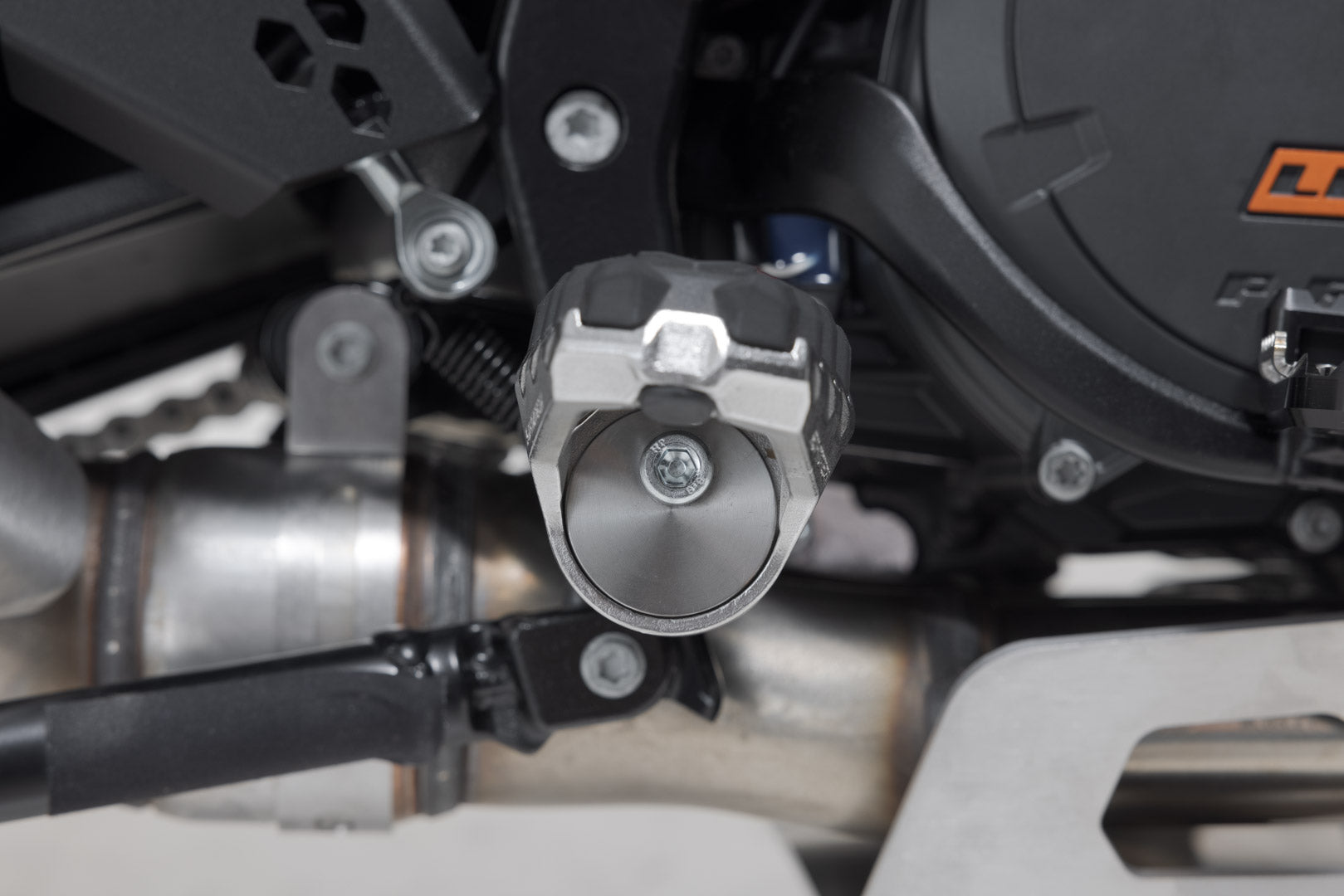 SW-MOTECH / SWモテック EVO フットペグキット KTM 1290 / 1390 Super Adventure (21-)。 | FRS.04.112.10201