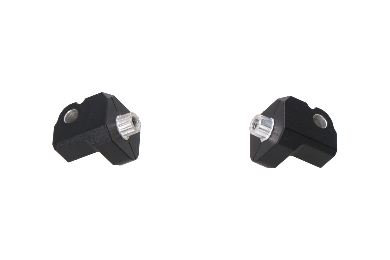 SW-MOTECH / SWモテック EVOフットペグ用取り付け部品（ブラック）。Aprilia・トゥアレグ 660 ラリー（24-）。 | FRS.13.112.80300/B