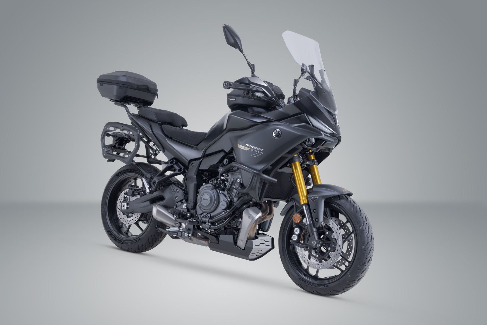 SW-MOTECH / SWモテック URBAN ABS トップケースシステム ブラック。Yamaha・トレーサー7 (25-)。 | GPT.06.020.60000/B