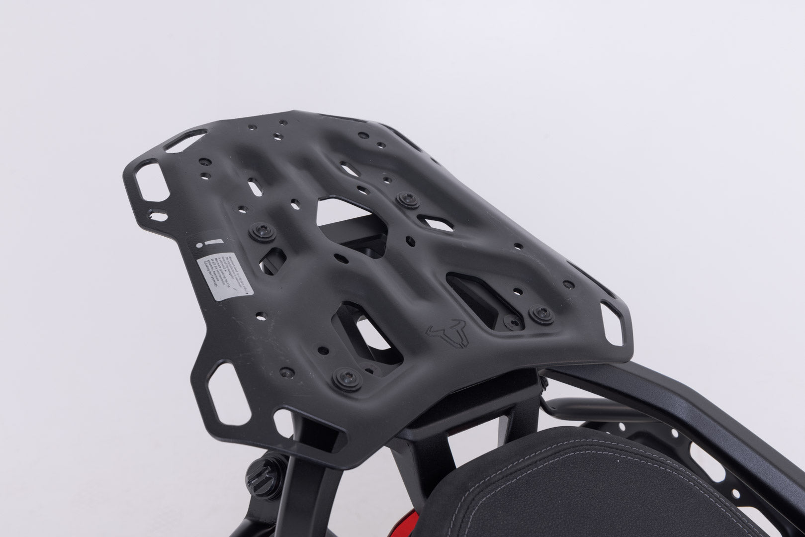 SW-MOTECH / SWモテック TRAX ADV トップケースシステム ブラック。Moto Guzzi ステルヴィオ (23-)。 | GPT.17.624.70000/B