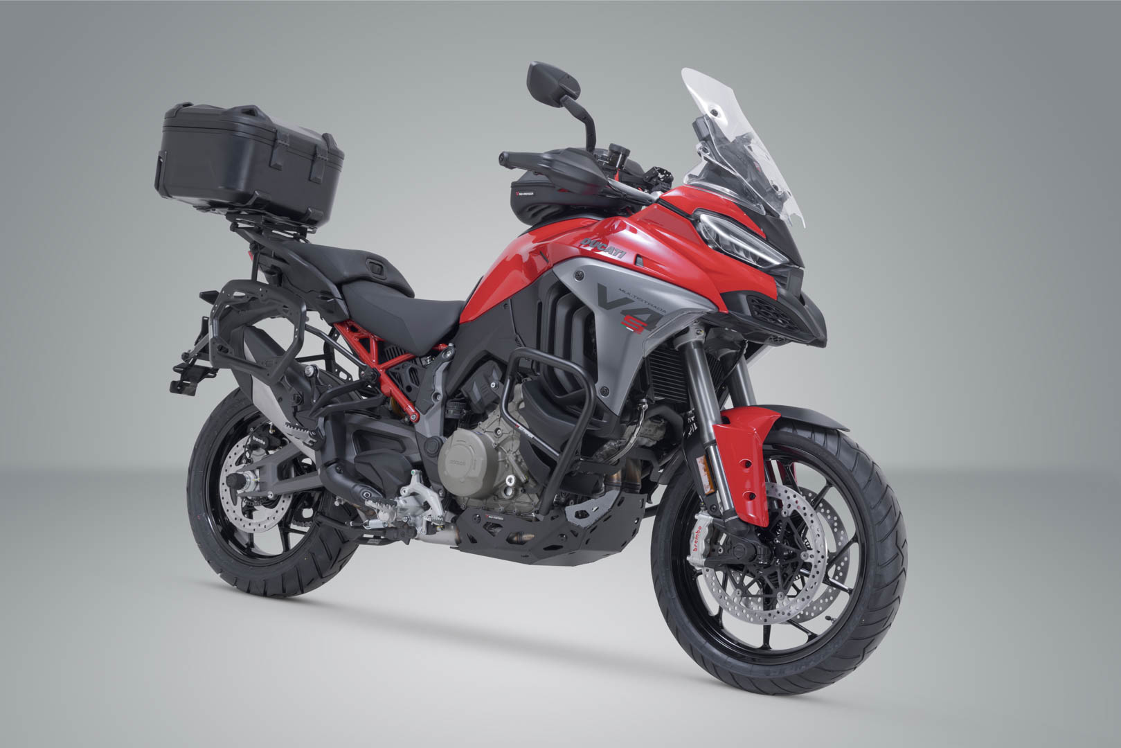 SW-MOTECH / SWモテック DUSC L トップケースシステム ブラック。41 l。Multistrada V4 モデル（20-）。 | GPT.22.822.65002/B