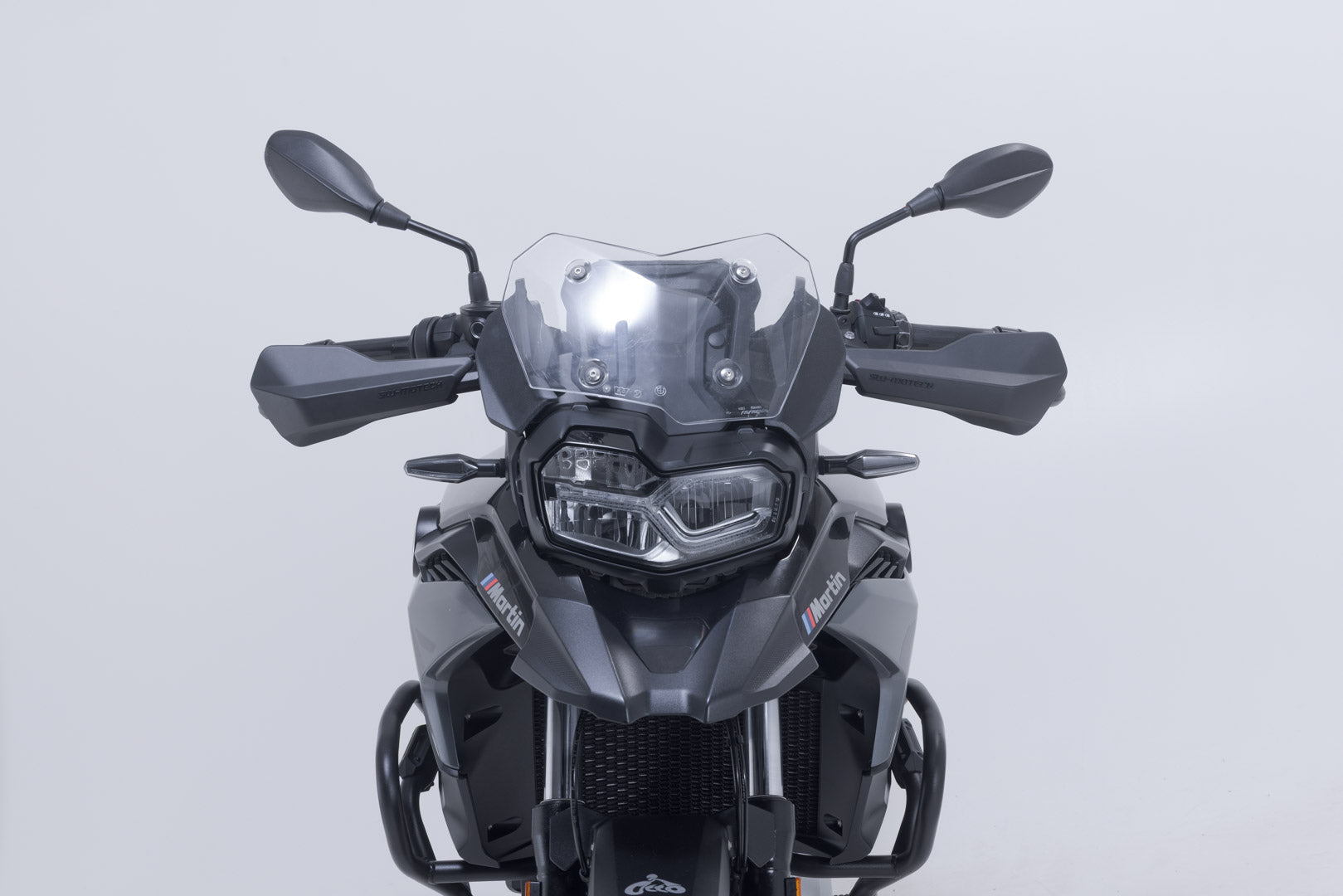 SW-MOTECH / SWモテック スポーツ用ハンドプロテクターキット（ブラック）。BMW F750 GS（17-）。 | HDG.00.220.22500/B