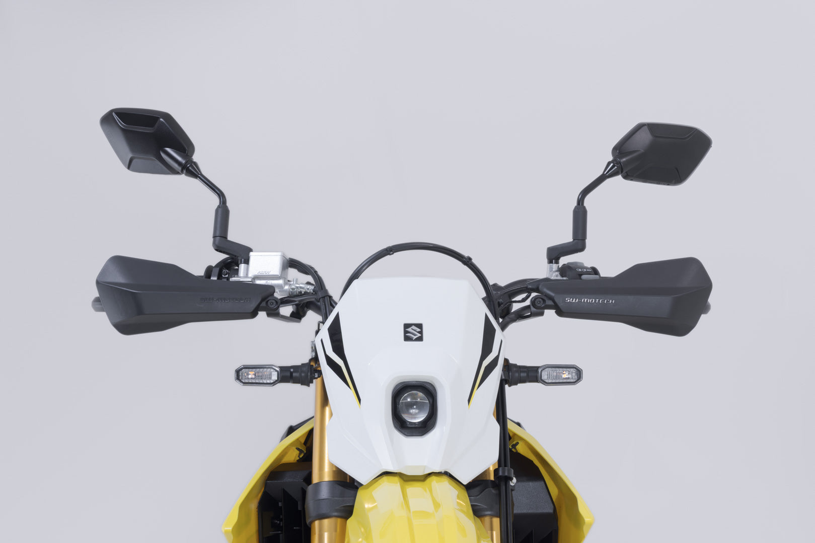 SW-MOTECH / SWモテック スポーツ用ハンドプロテクターキット（ブラック）。Suzuki DR-Z4S / SM (25-)。 | HDG.00.220.23100/B