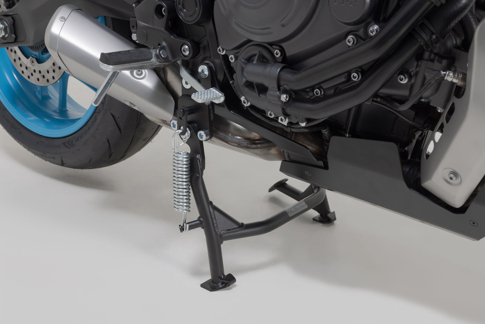 SW-MOTECH / SWモテック センタースタンド（ブラック）。Yamaha MT-07（24-）。 | HPS.06.089.10000/B