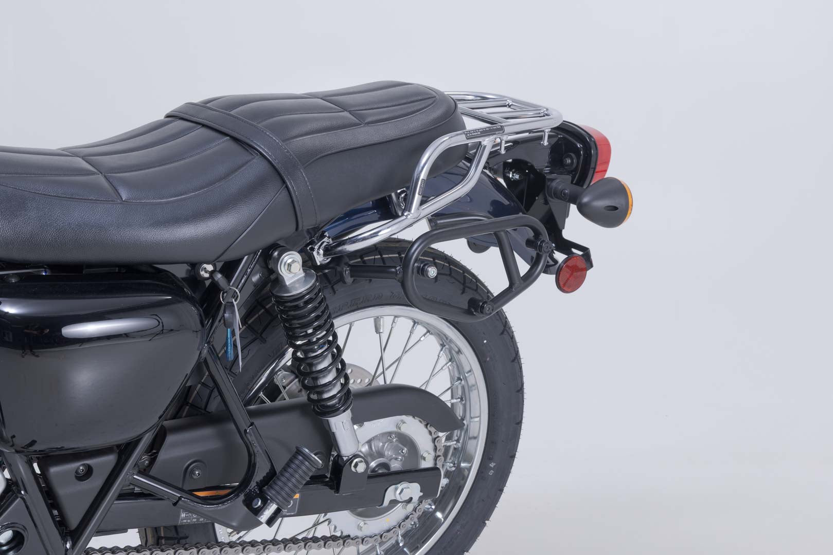 SW-MOTECH / SWモテック SLC サイドキャリア（左側） Kawasaki W230 (24-)。 | HTA.08.302.10000