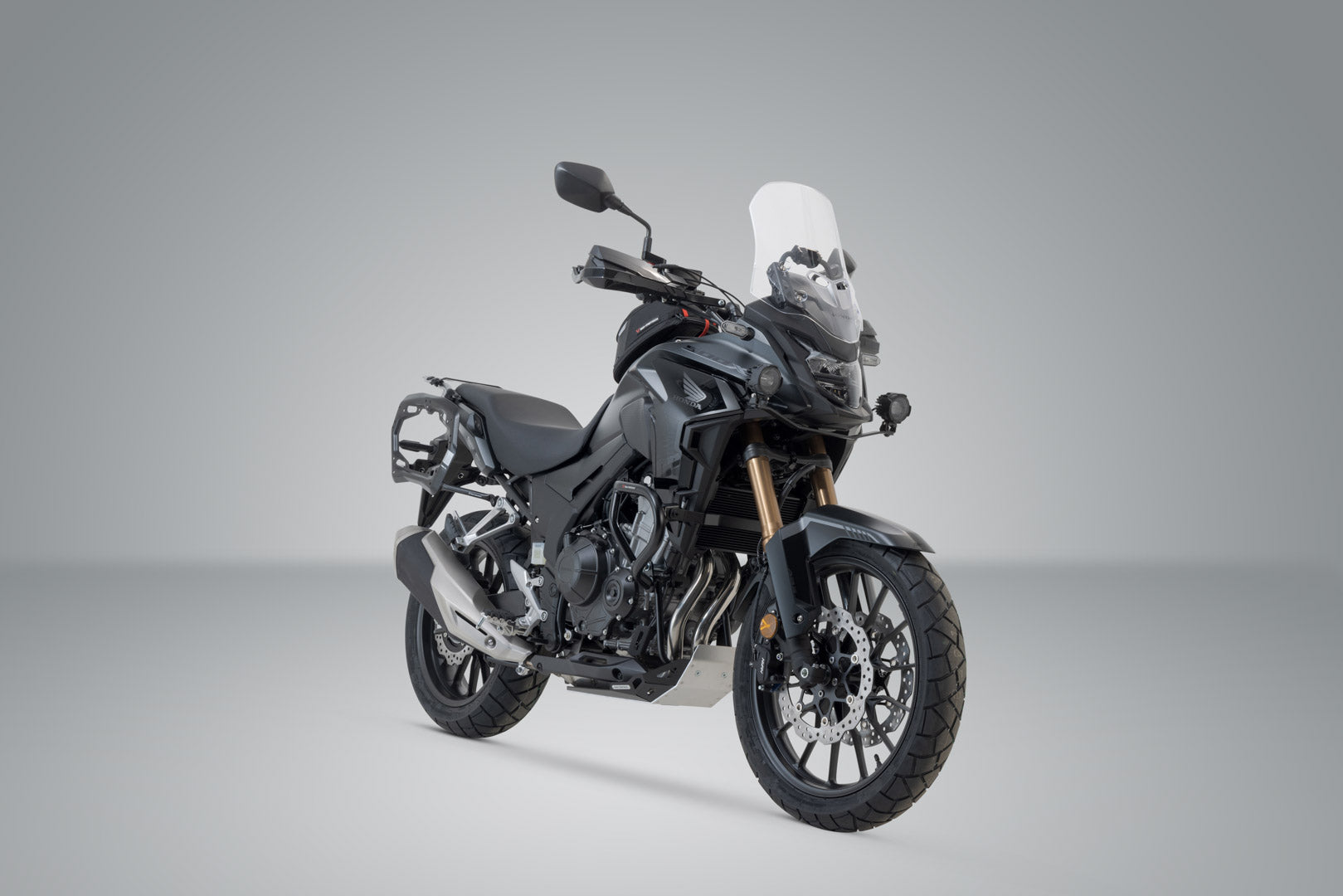 SW-MOTECH / SWモテック DUSC ハードケースシステム ブラック。33/33 リットル。CB500X、CB500F、CBR500R、NX500。 | KFT.01.400.65001/B