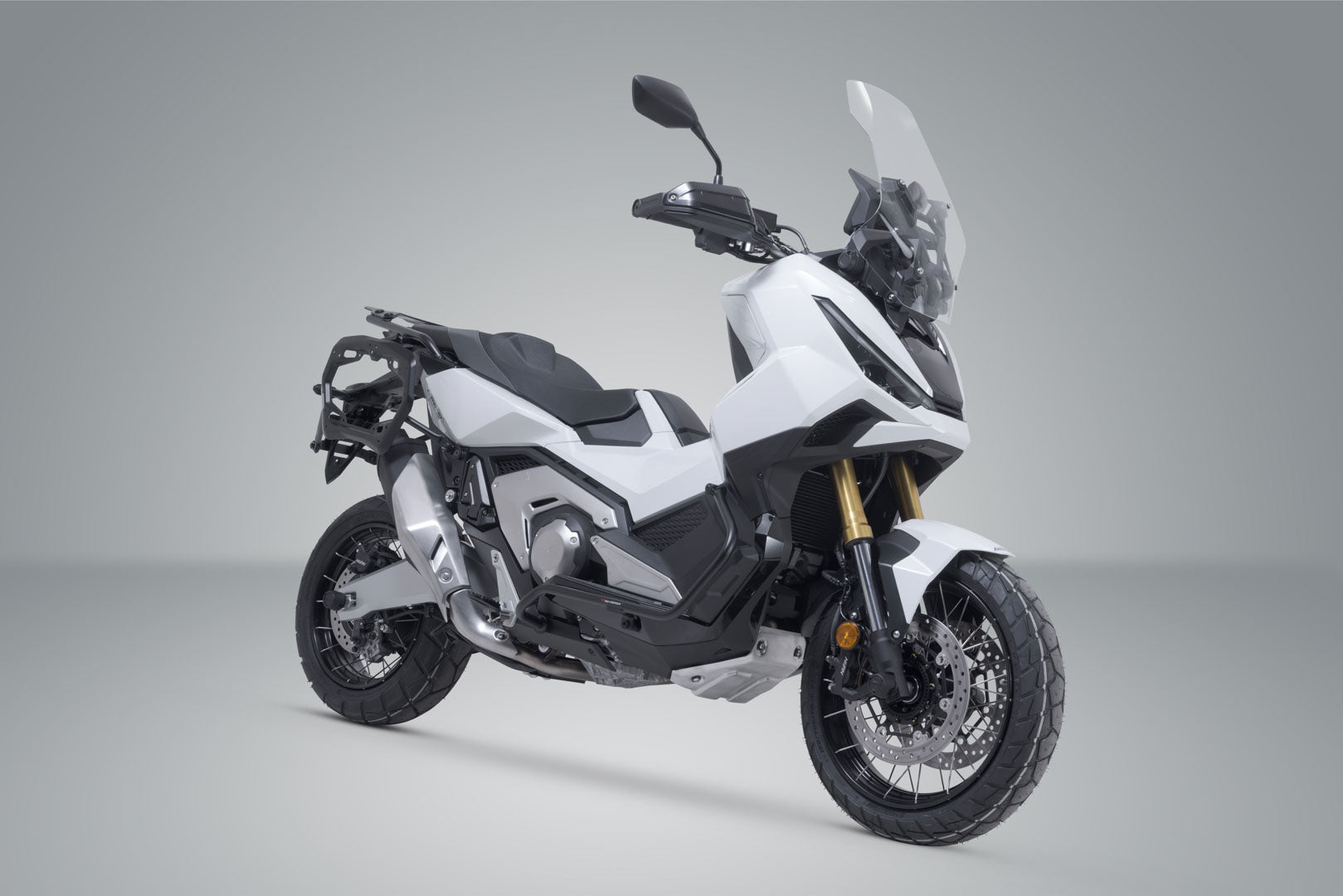 SW-MOTECH / SWモテック DUSC ハードケースシステム ブラック。41/33 l。Honda X-ADV (20-24)。 | KFT.01.808.65001/B