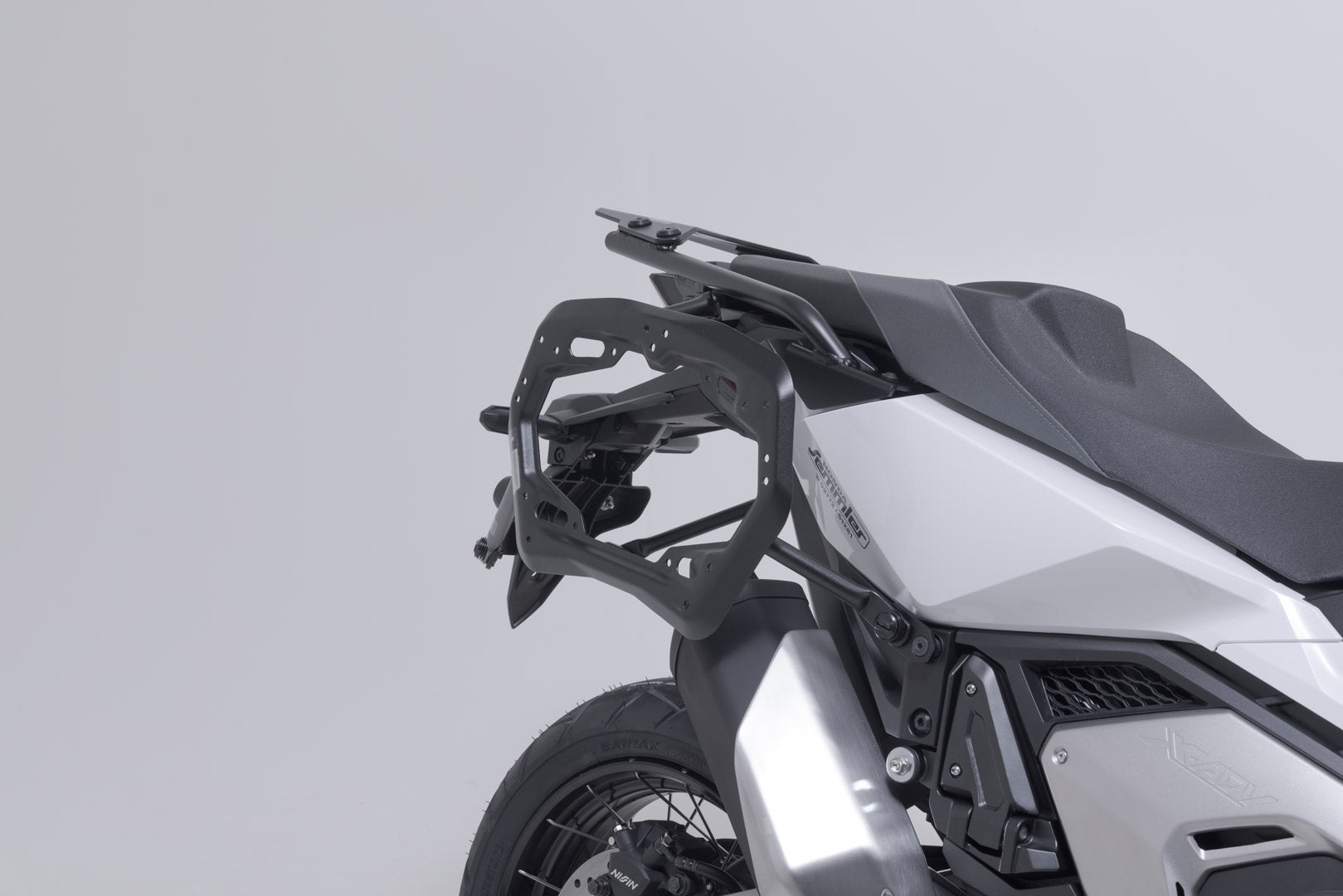 SW-MOTECH / SWモテック TRAX ADV アルミケースシステム シルバー 37/37 リットル. Honda X-ADV (24-). | KFT.01.808.70100/S