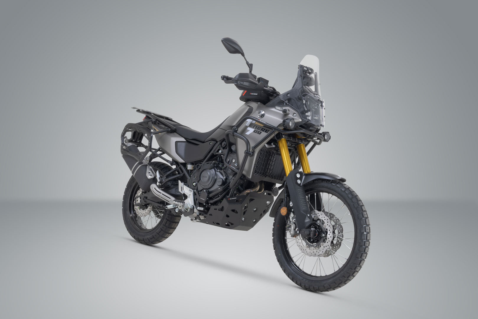 SW-MOTECH / SWモテック PRO サイドキャリア ブラック。Yamaha テネレ 700 モデル（19年～）。 | KFT.06.799.30002/B