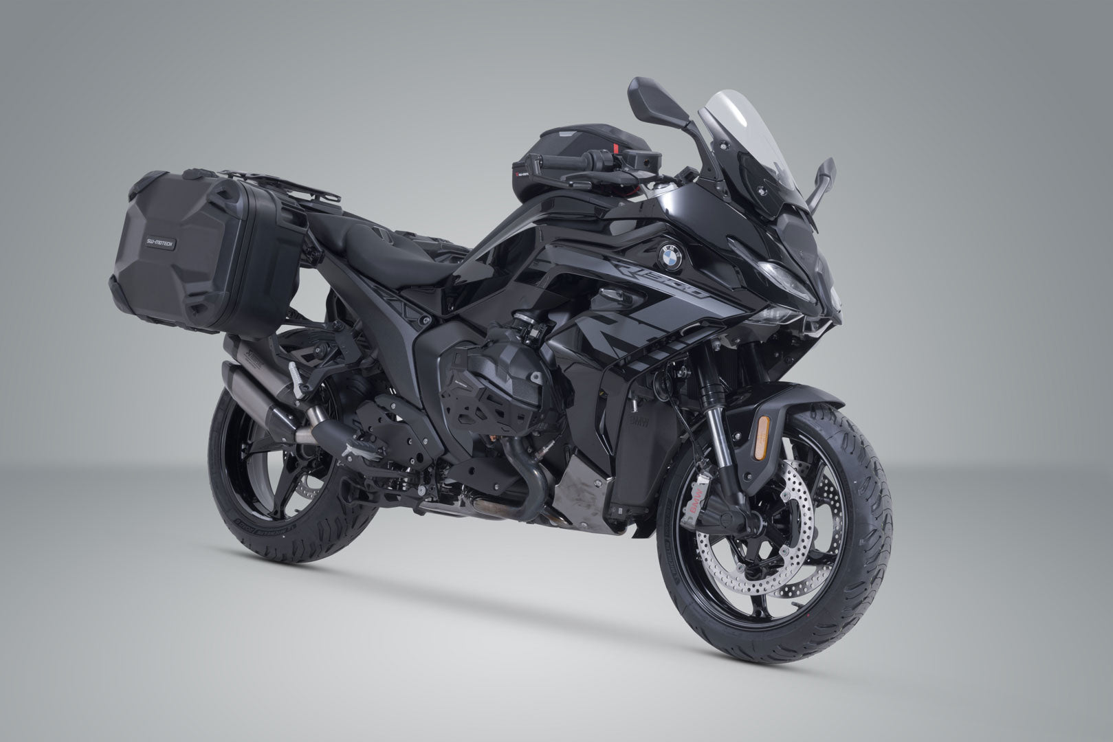 SW-MOTECH / SWモテック DUSC ハードケースシステム ブラック。41/41 l。BMW R 1300 R / R 1300 RS (25-)用。 | KFT.07.018.65100/B