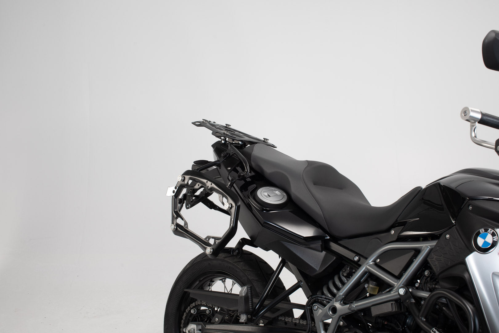 SW-MOTECH / SWモテック DUSC ハードケースシステム ブラック。33/41 l。BMW F 800/ 700/ 650 GS (07-18)。 | KFT.07.559.65001/B