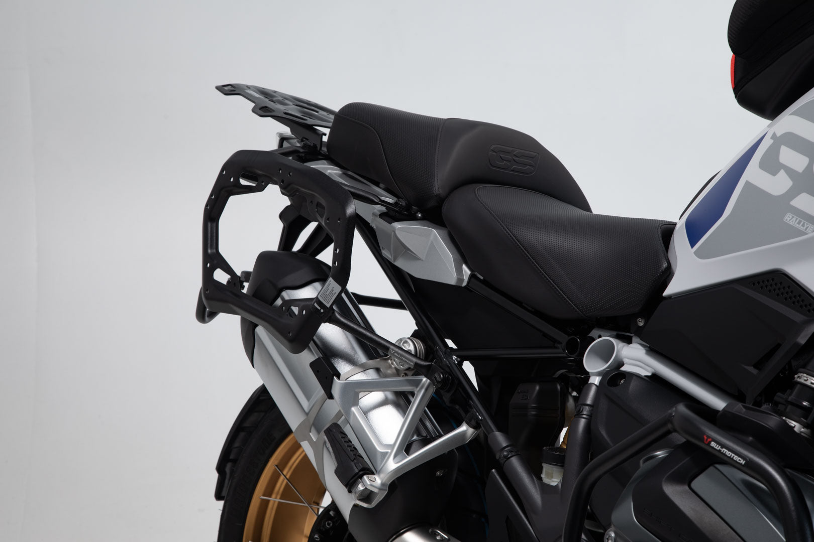 SW-MOTECH / SWモテック DUSC ハードケースシステム ブラック。41/33 l。BMW R 1200 GS、R 1250 GS用。 | KFT.07.664.65001/B