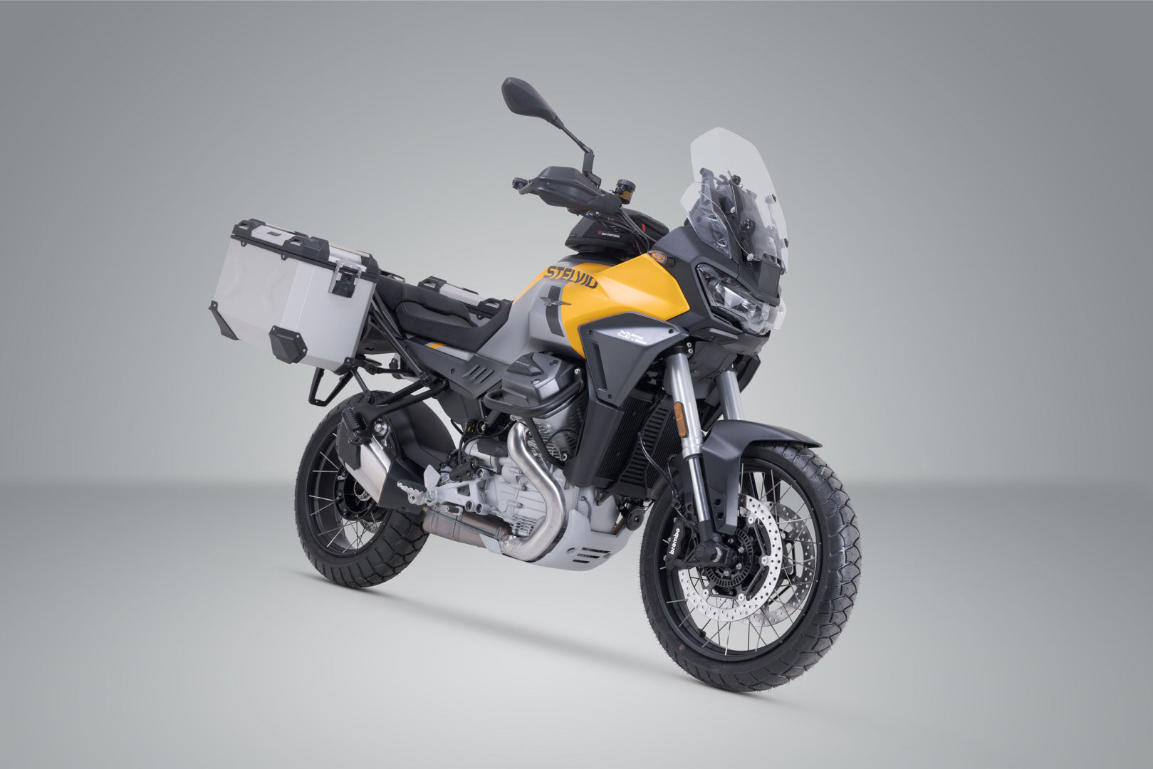 SW-MOTECH / SWモテック TRAX ADV アルミケースシステム シルバー 37/37 リットル. Moto Guzzi Stelvio (23-)用。 | KFT.17.624.70000/S