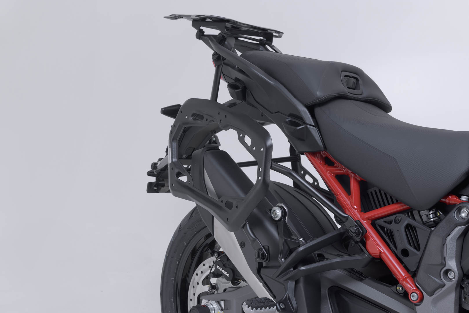 SW-MOTECH / SWモテック TRAX ADV アルミケースシステム シルバー 37/37 リットル。 Ducati Multistrada V4 (20-)。 | KFT.22.822.70002/S