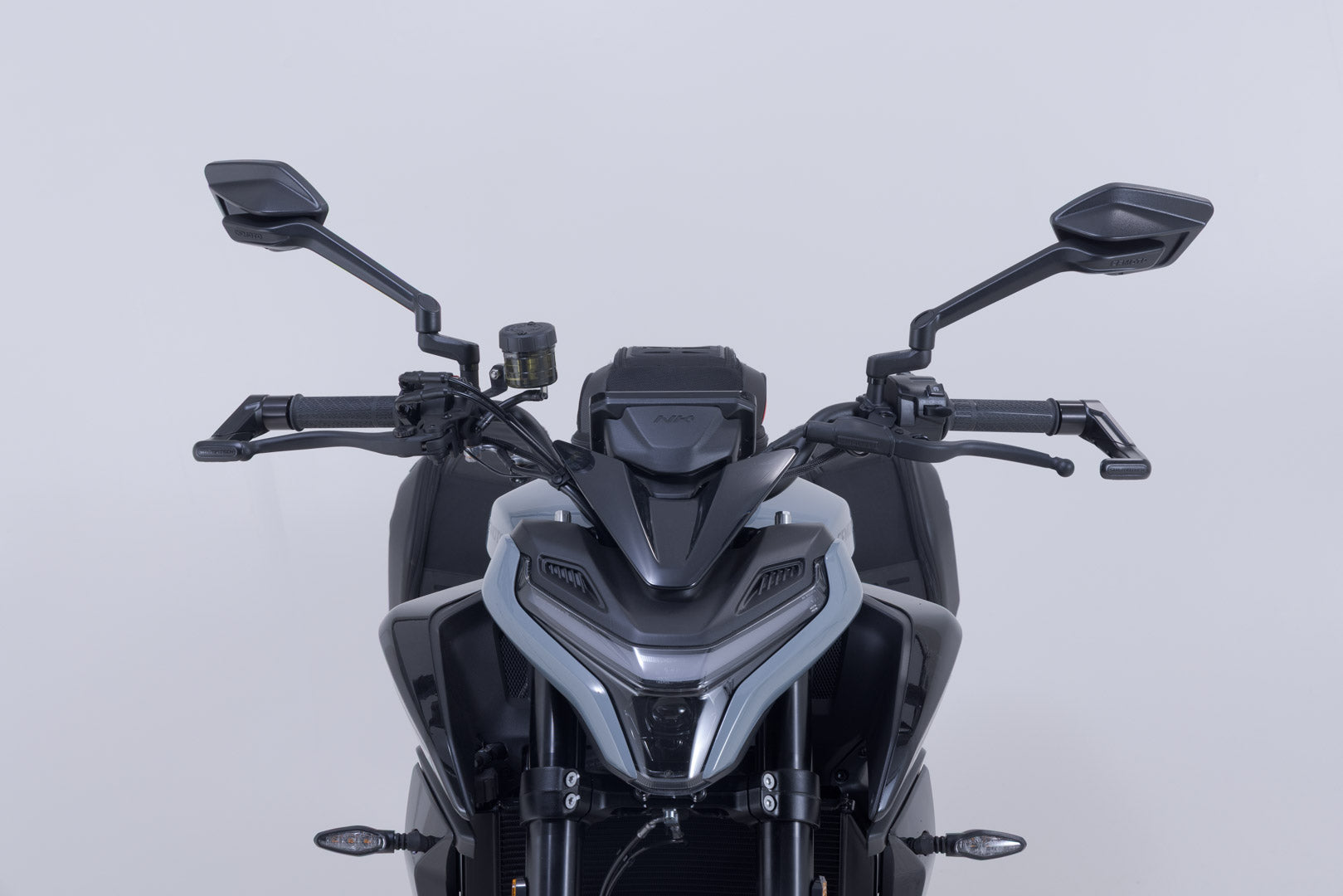 SW-MOTECH / SWモテック レバープロテクター（ブラック）。CFMoto 675NK (25-)。 | LVG.10.068.10000/B