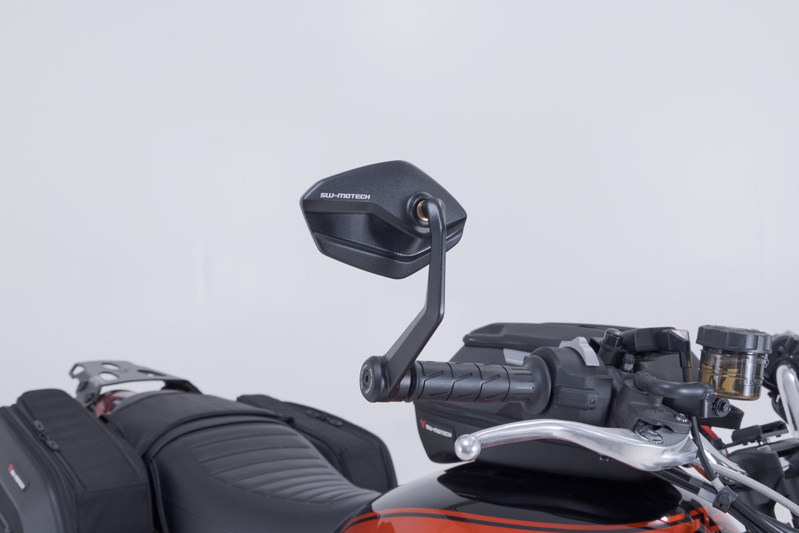 SW-MOTECH / SWモテック Kawasaki各モデル、CFMoto 675NK用ハンドルエンドミラー。 | MIR.08.868.10001