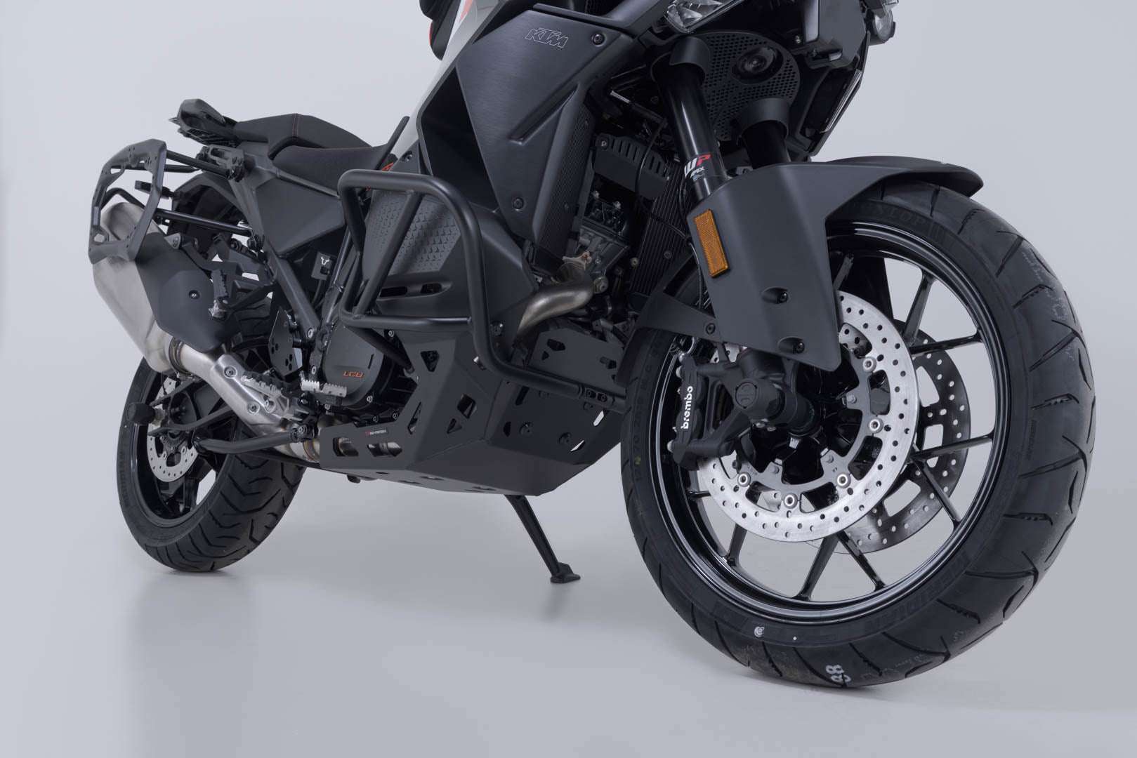 SW-MOTECH / SWモテック エンジンガード（ブラック）。KTM 1290 / 1390 Super Adventure（21-）。 | MSS.04.835.10003/B