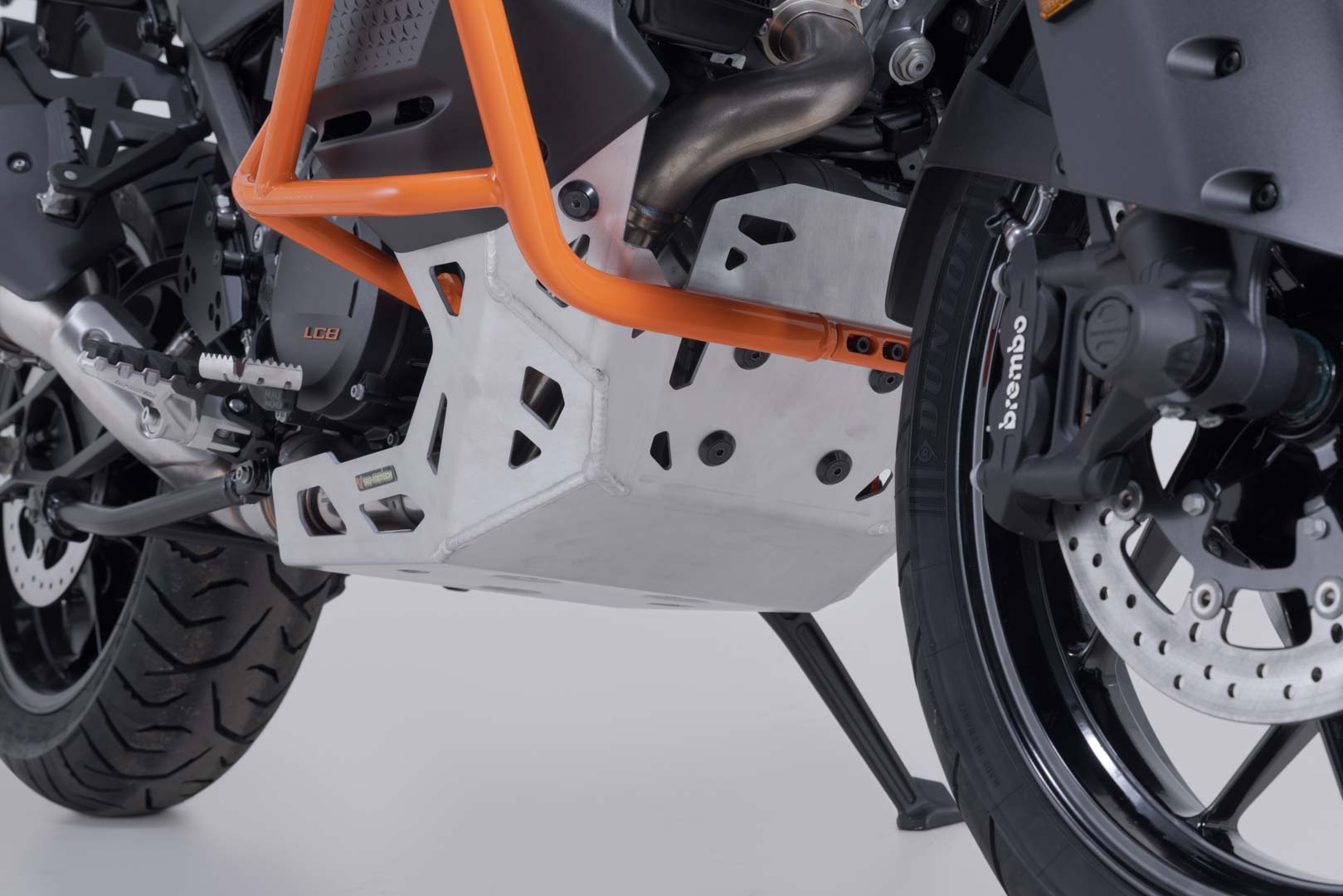 SW-MOTECH / SWモテック エンジンガード（シルバー）。KTM 1290 / 1390 Super Adventure（21年以降）。 | MSS.04.835.10003/S