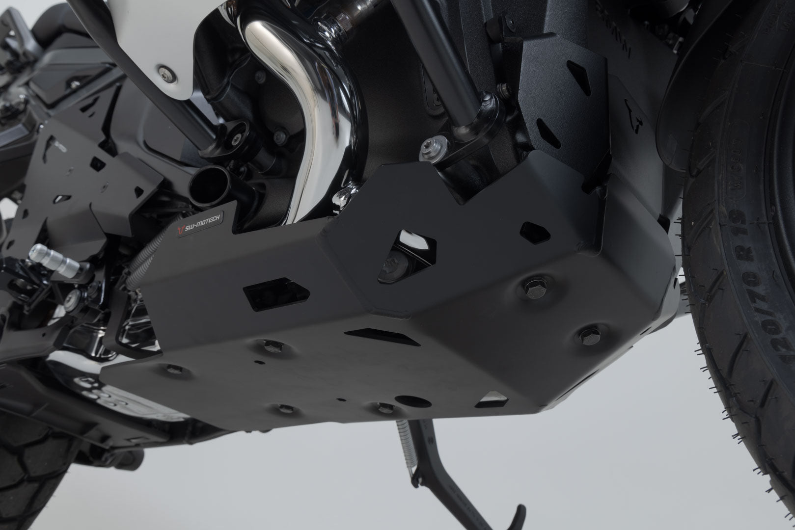 SW-MOTECH / SWモテック エンジンガード（ブラック）。BMW R 1300 GS / Adv、R 1300 R / RT。 | MSS.07.975.10001/B