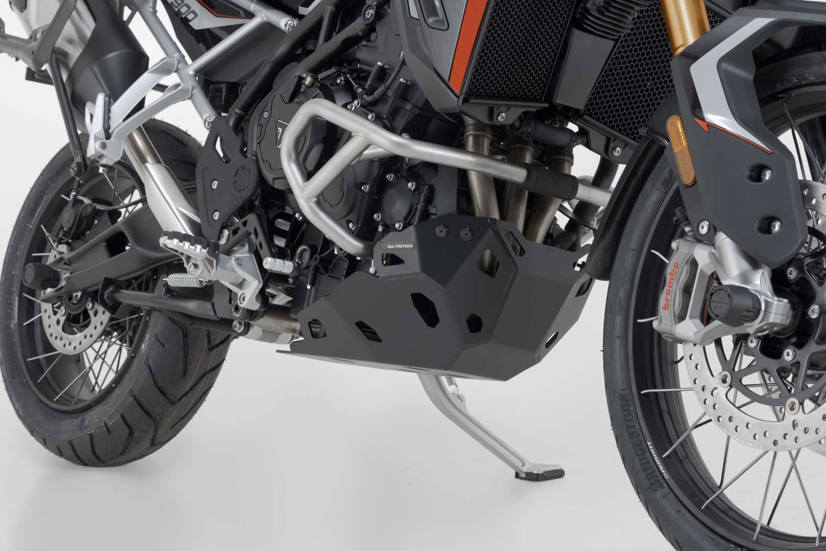 SW-MOTECH / SWモテック エンジンガード（ブラック）。Tiger 900 Rally PRO (23-)用。OEM-SBL対応。 | MSS.11.608.10100/B
